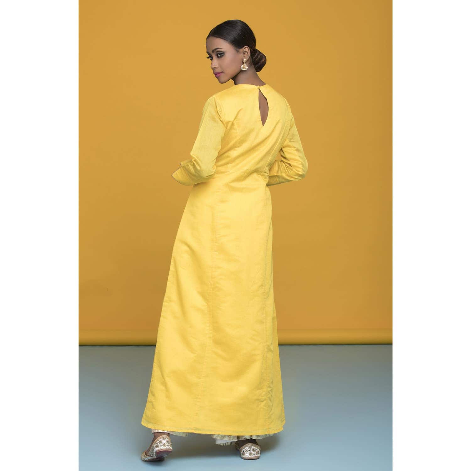 Image for Banarsi Moti Dana Work Kurta Back 2