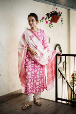 Image for Kuoj08 Kusvaa Kusum Pink White Lotus Jaal Kurta Cotton Dupatta Featured