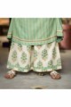 Image for Wa257a Kusvaa Green Stripes Kurta Printed Palazzo Palazzo Closeup