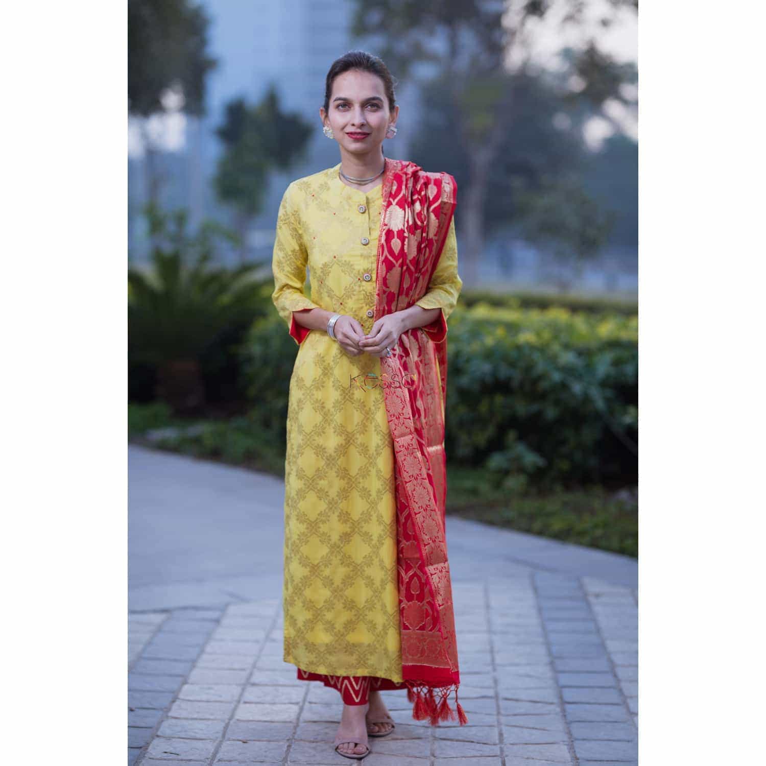 Image for Kusvaa Ws361 Yellow Banarsi Silk Kurta Brocade Dupatta Front