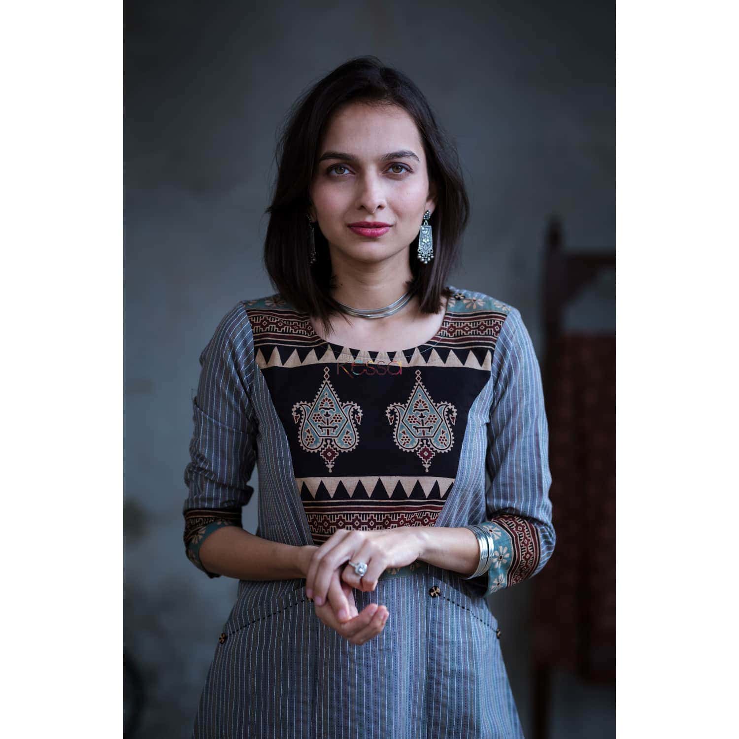 Image for Kusvaa Ws366 Greyish Blue Kurta Ajrakh Yoke Closeup