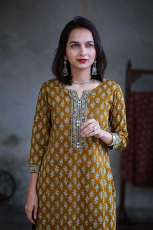 Image for Kusvaa Ws372 Small Butti Mustard Regular Wear Kurta Closeup