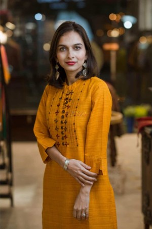 Image for Kusvaa Ws371 Mustard Bhagalpuri Silk Kurta Closeup