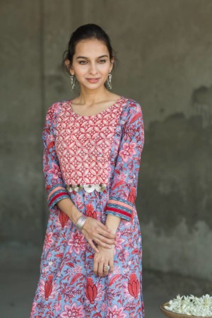 Image for Red Blue Jaal Kurta With Gotta Featured