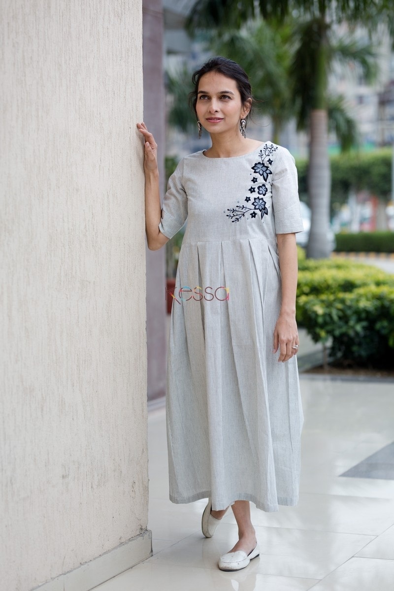 Image for White Embroidery Dressfront
