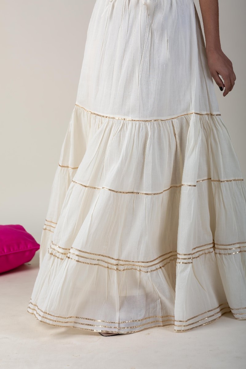 Image for Kusvaa Rp15skirt Free Size Cream Tiered Gotta Skirt Closeup 2 New