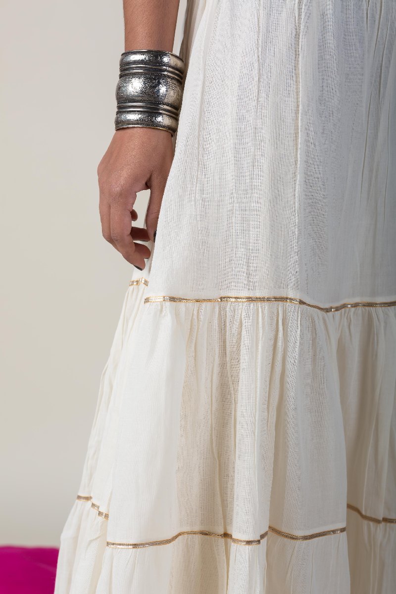 Image for Kusvaa Rp15skirt Free Size Cream Tiered Gotta Skirt Closeup New