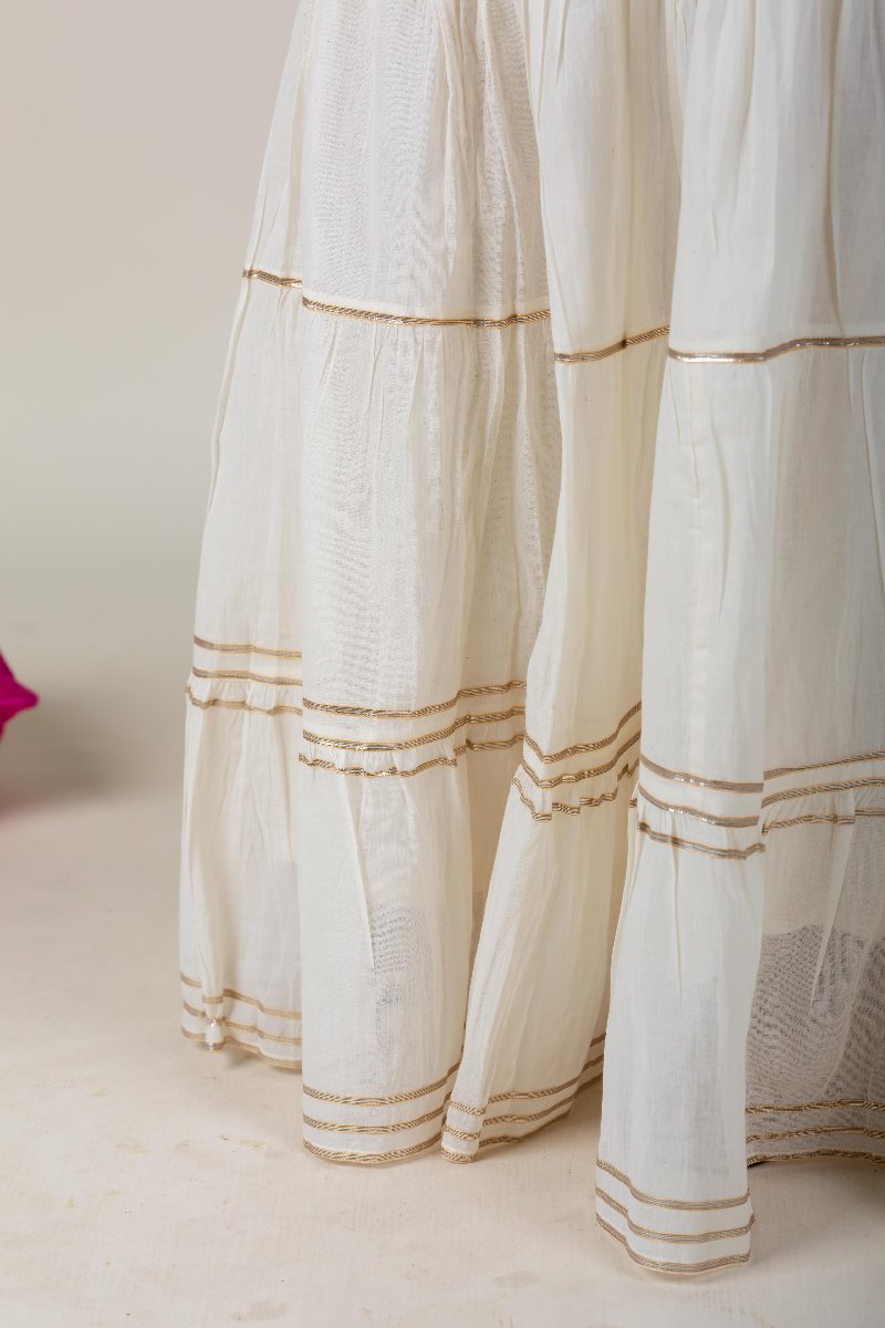 Image for Kusvaa Rp15skirt Free Size Cream Tiered Gotta Skirt Sitting New