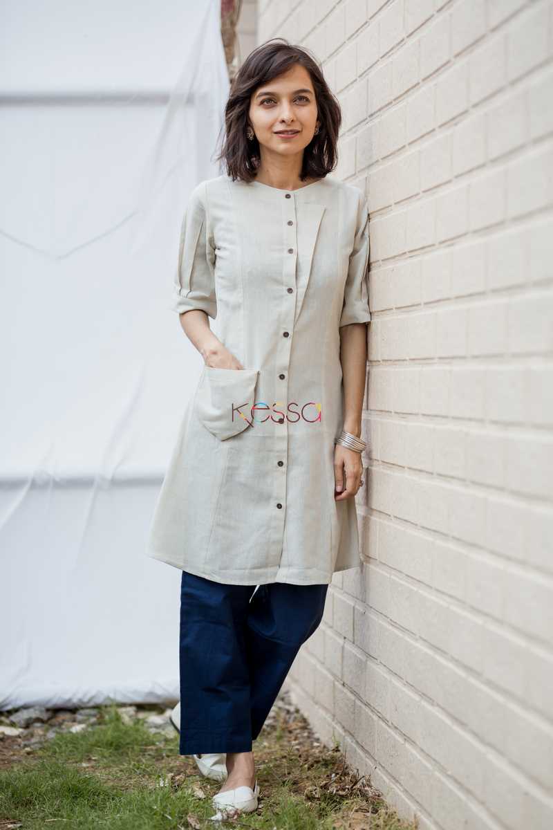 Image for Beige Dresstop Front