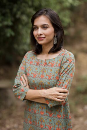 Image for Green Maroon Straight Kurta Closeup