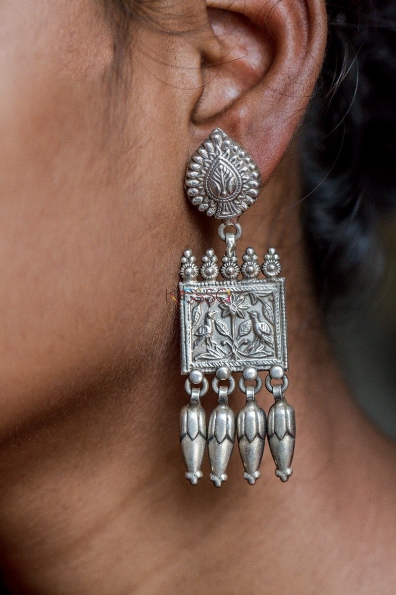 Image for Kusvaa Kusum Kt58 Silver Dangle Earrings Closeup