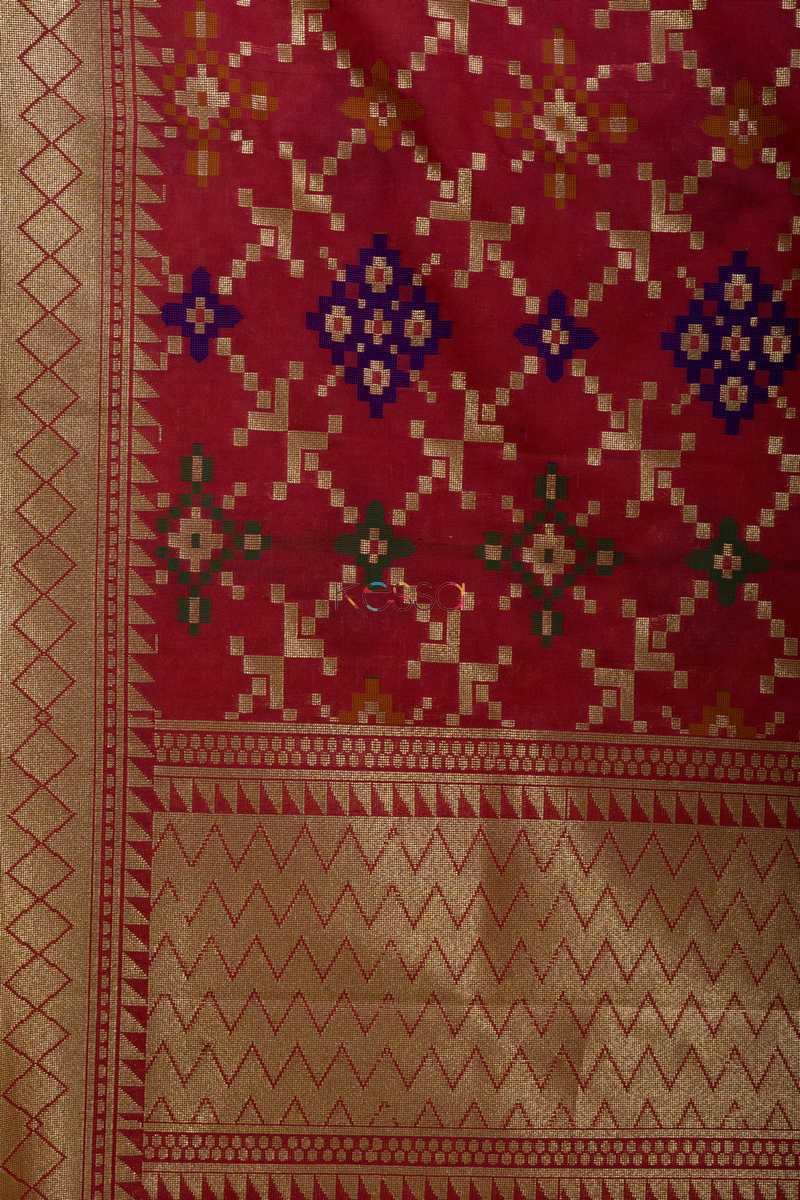 Image for Kusvaa Kudu Magenta Patola Dupatta Closeup