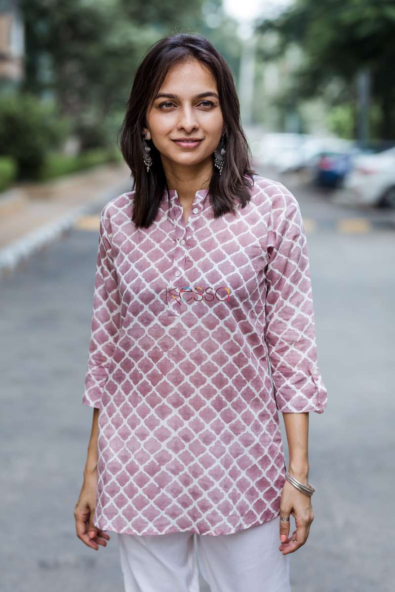 Image for Kusvaa Sd Short Dark Purple Kurti Closeup