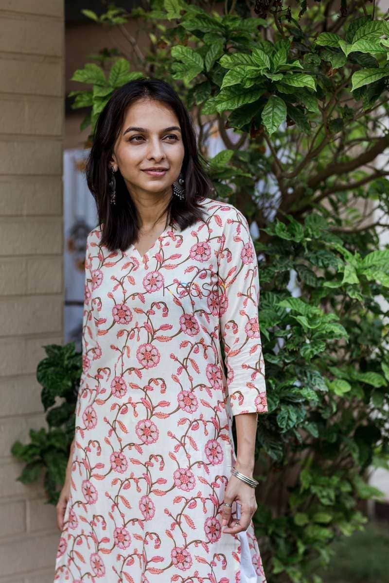 Image for Taf Cream Jaal Regular Kurta Closeup