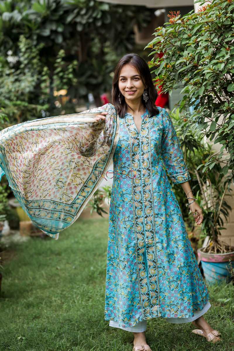 Image for Kusvaa Ws471 Baby Blue Handblock Kurta Dupatta Set Front