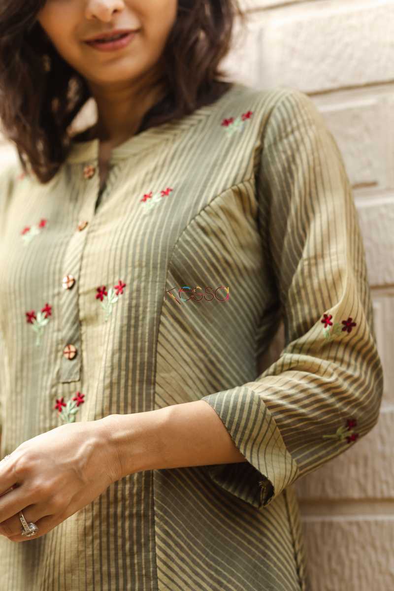 Image for Kusvaa Ws472 Uniform Green Beige Stripe Chanderi Kurta Closeup