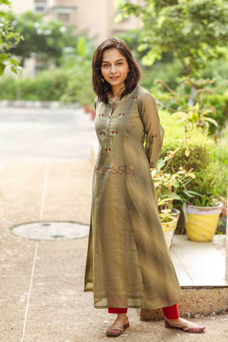 Image for Kusvaa Ws472 Uniform Green Beige Stripe Chanderi Kurta Side