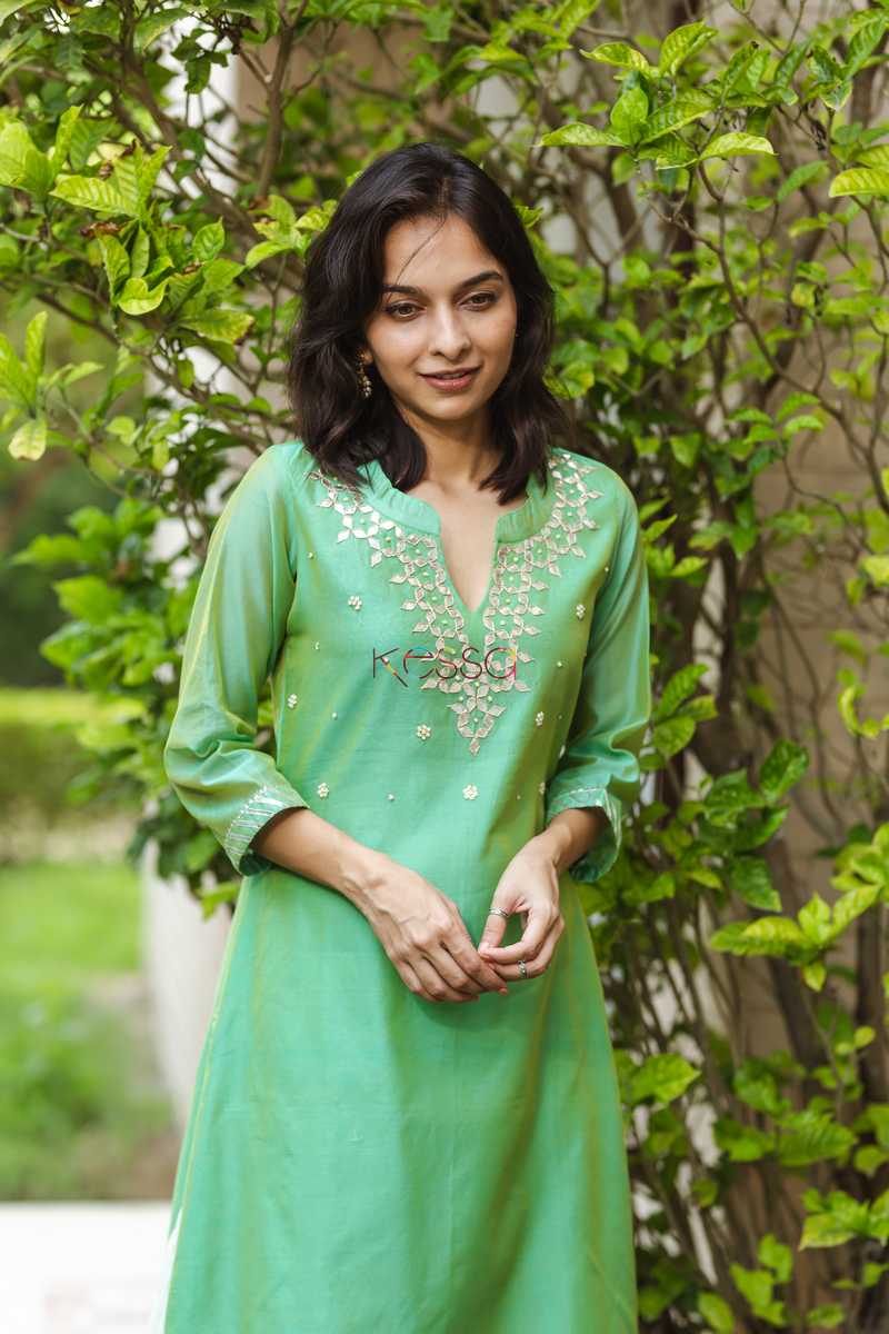 Image for Kusvaa Ws475 Emerald Green Gota Patti Kurta Closeup 2