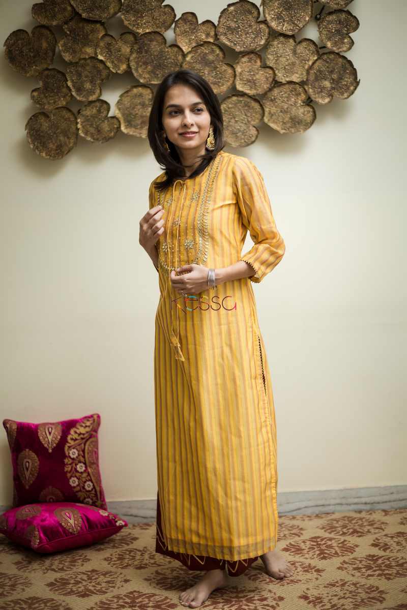 Image for Kusvaa Ws491 Tulip Tree Chanderi Kurta Side