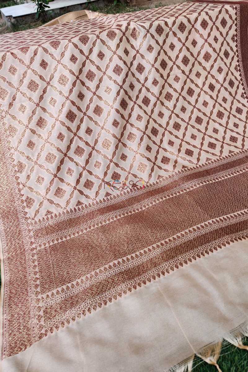 Image for Kusvaa Kudu67 Dark Zari Jaal Stripe Cream Dupatta Side