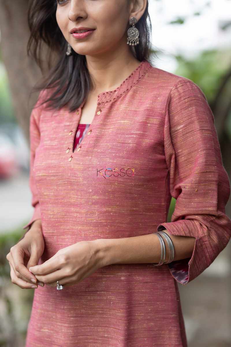 Image for Kusvaa Ws493 Petite Orchid Khadi Silk Kurta Closeup