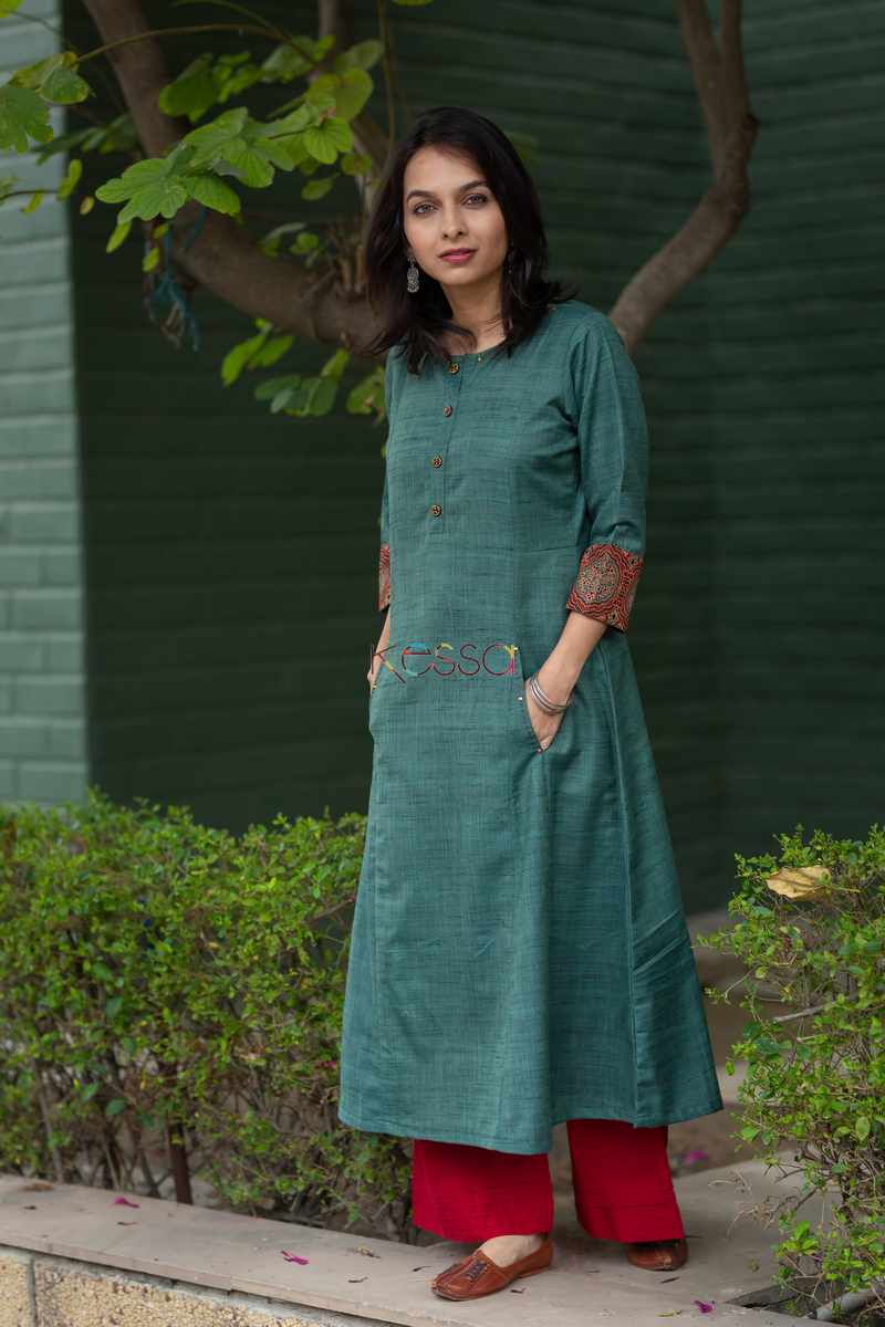 Image for Kusvaa Ws498 Mineral Green Khadi Silk Kurta Side 2