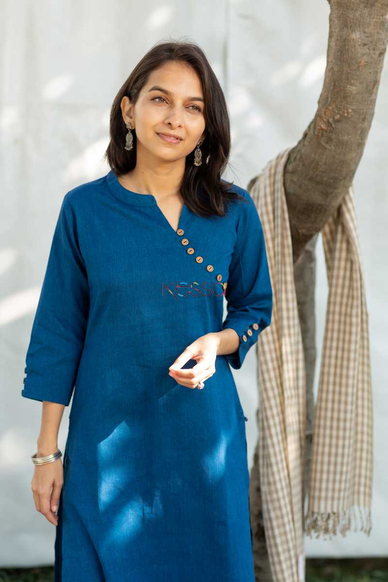 Image for Kusvaa Ws499 Bluewood South Cotton Straight Fit Kurta Closeup 2