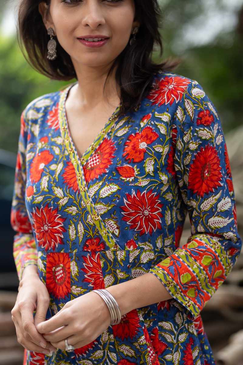 Image for Kusvaa Wsr80 Mariner Blue And Red A Line Kurta Closeup