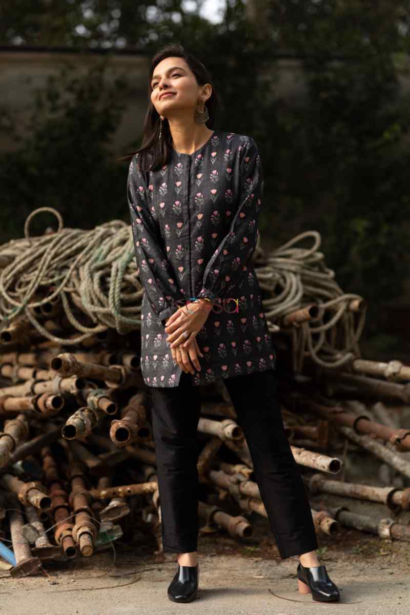 Image for Kusvaa Kc40 Black Semi Pashmina Short Kurti Front