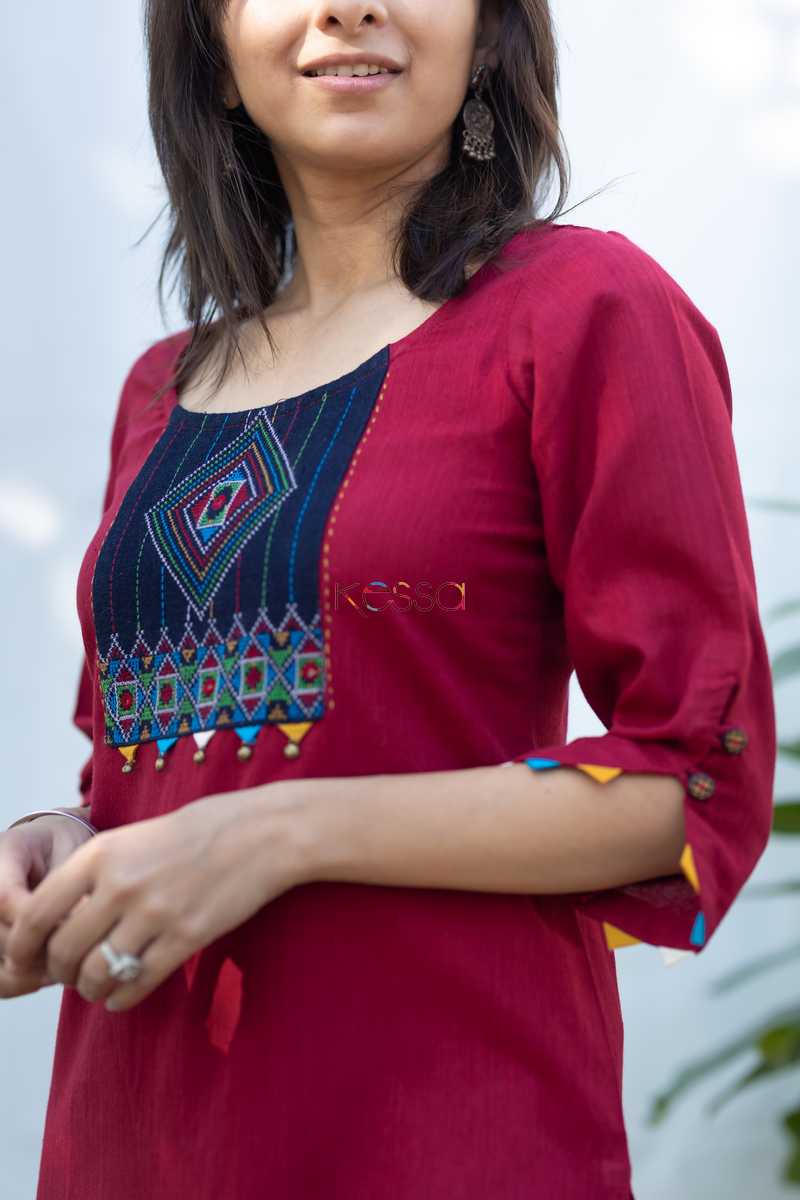 Image for Kusvaa Ws508 Merlot South Cotton Kurta With Hand Embroidery Patch Closeup