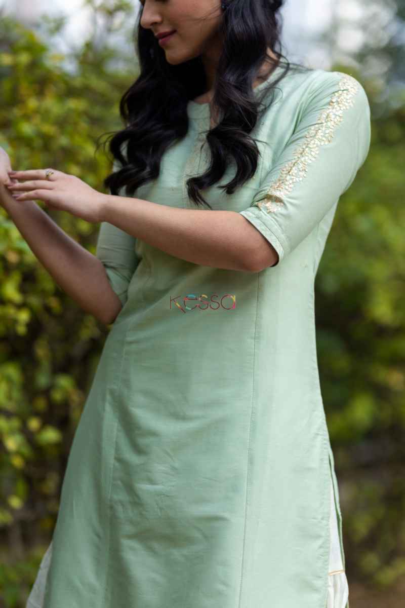 Image for Kusvaa Ws519 Wild Strawberry Gotta Patti Work Kurta Closeup