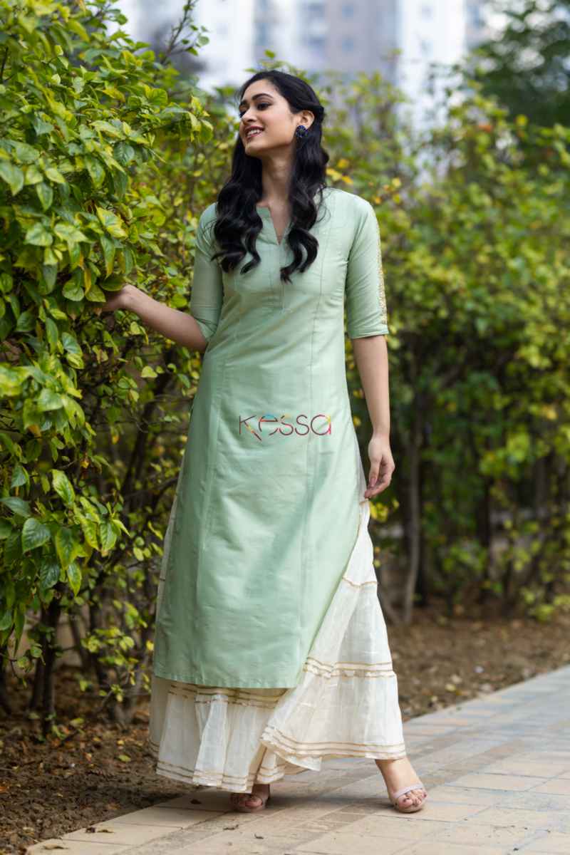 Image for Kusvaa Ws519 Wild Strawberry Gotta Patti Work Kurta Front