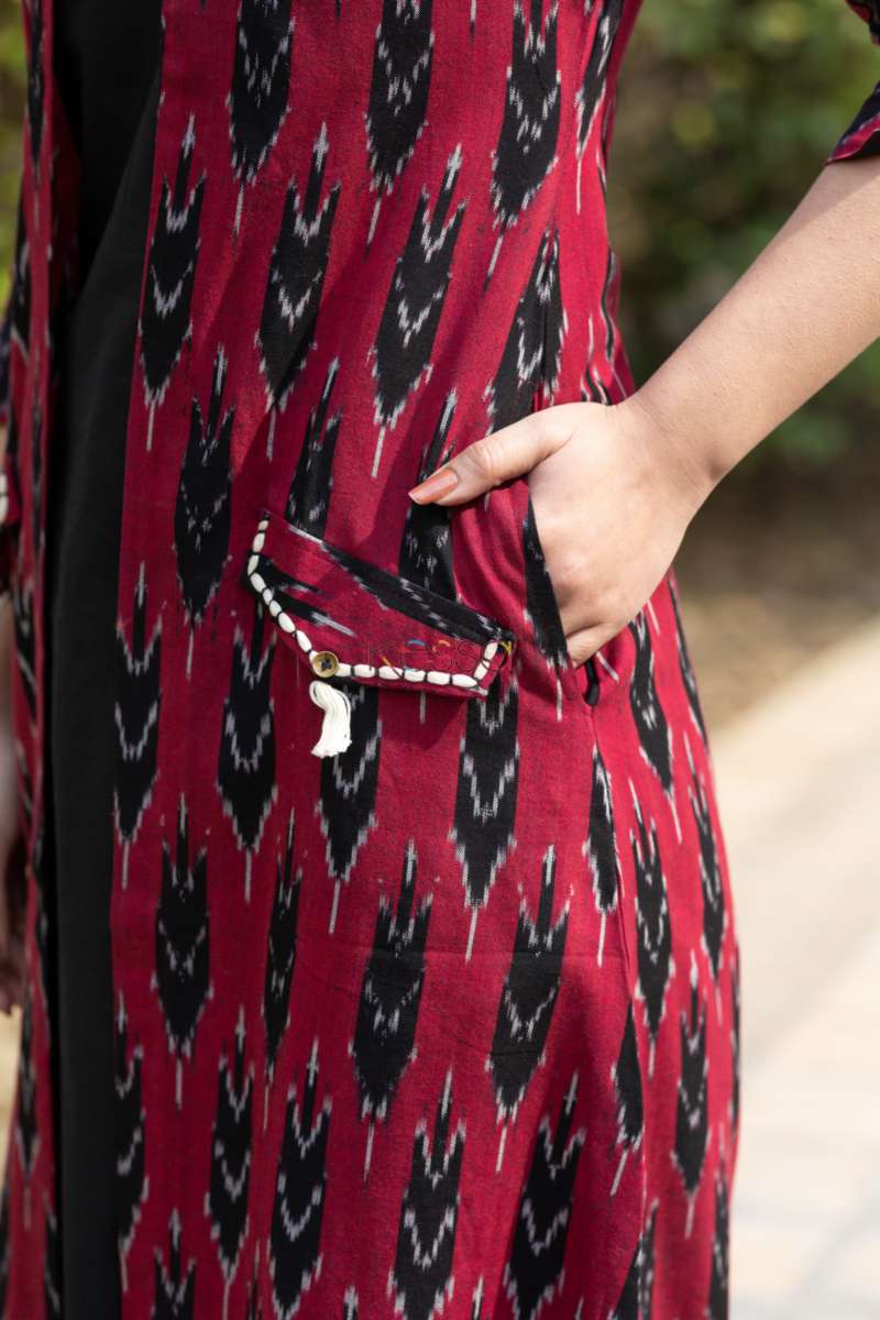 Image for Kusvaa Ws520 Double Ikat Jacket Style Kurta Closeup 2