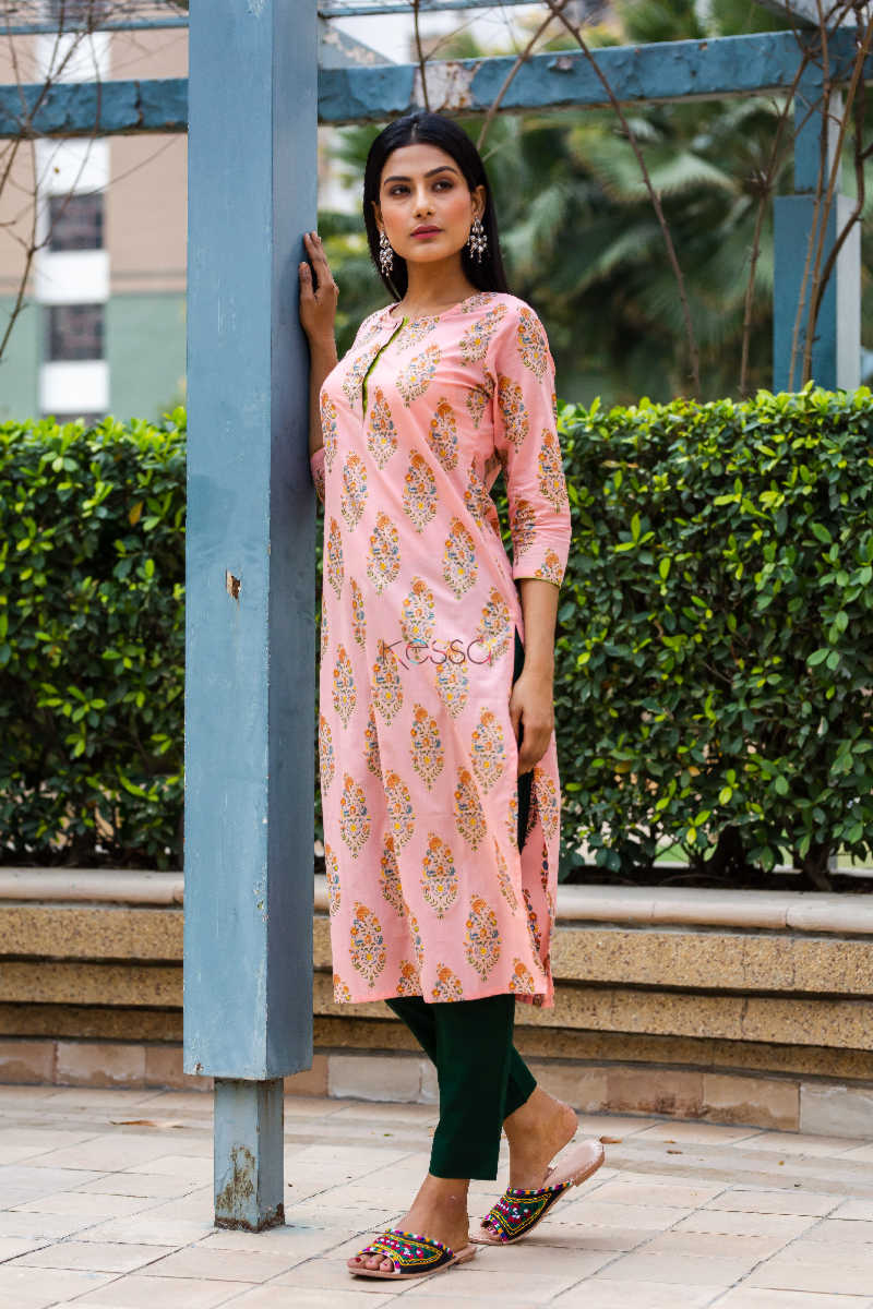 Image for Kusvaa Sa 01 Pink Bouquet Block Printed Kurta 1