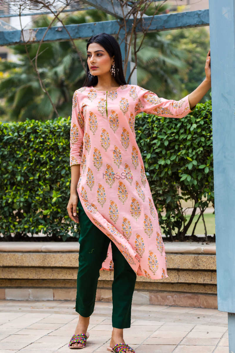 Image for Kusvaa Sa 01 Pink Bouquet Block Printed Kurta03