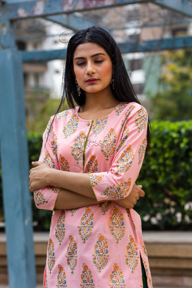 Image for Kusvaa Sa 01 Pink Bouquet Block Printed Kurta5