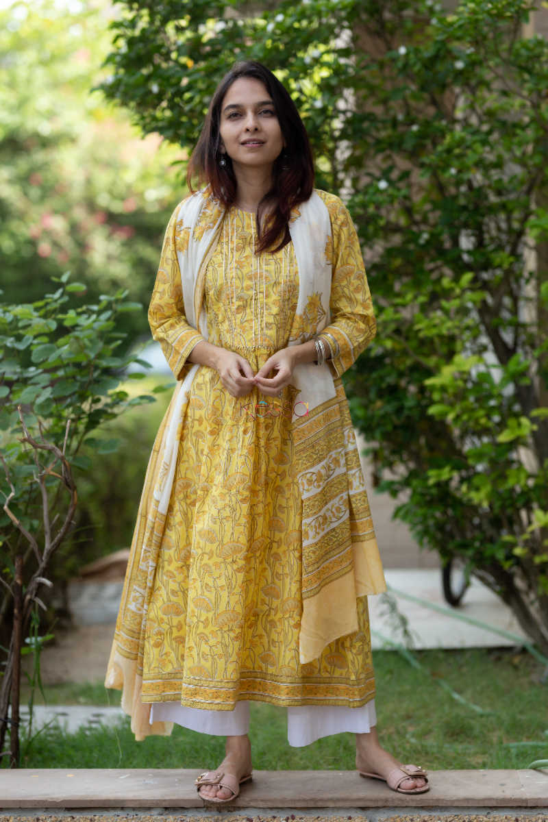 Image for Kusvaa Kuoj117 Celery Jaal Block Print Kurta Dupatta Set 7
