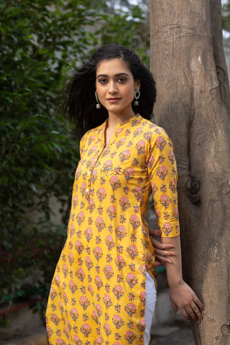 Image for Kusvaa Taf22 Floral Printed Yellow Kurta 5