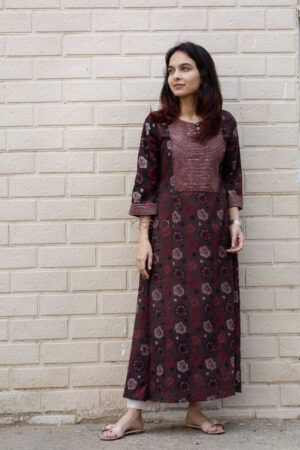 Image for Kusvaa Wa320a Ajrakh Print A Line Kurta 2