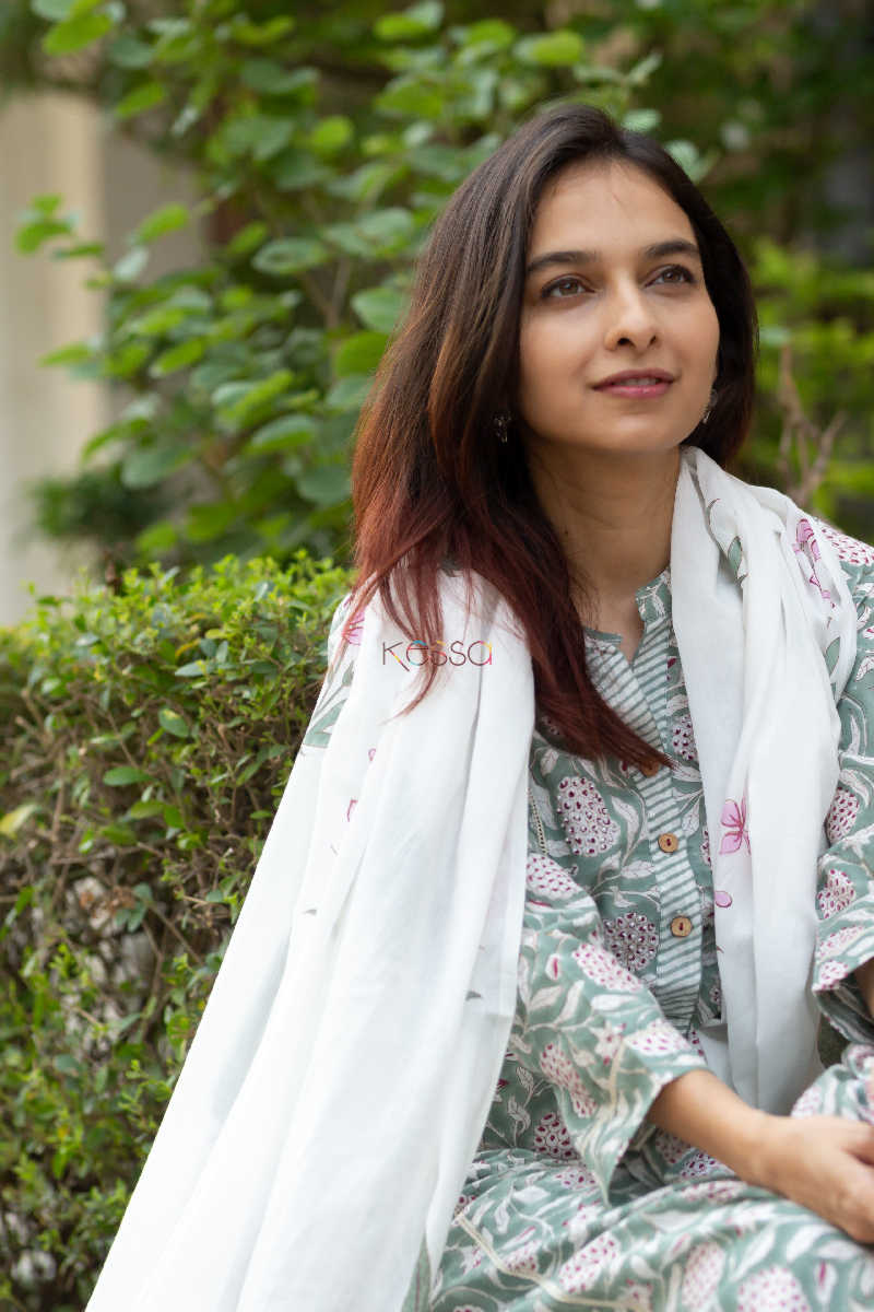 Image for Kusvaa Wsr92 Sublime Green Kurta Dupatta Set 8