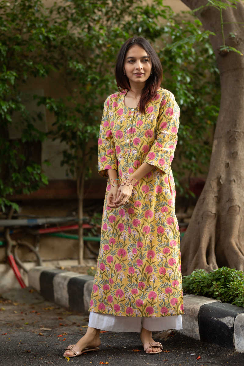 Image for Kusvaa Wsr93 Bumble Bee And Rose Pink Hand Block Print Kurta 3