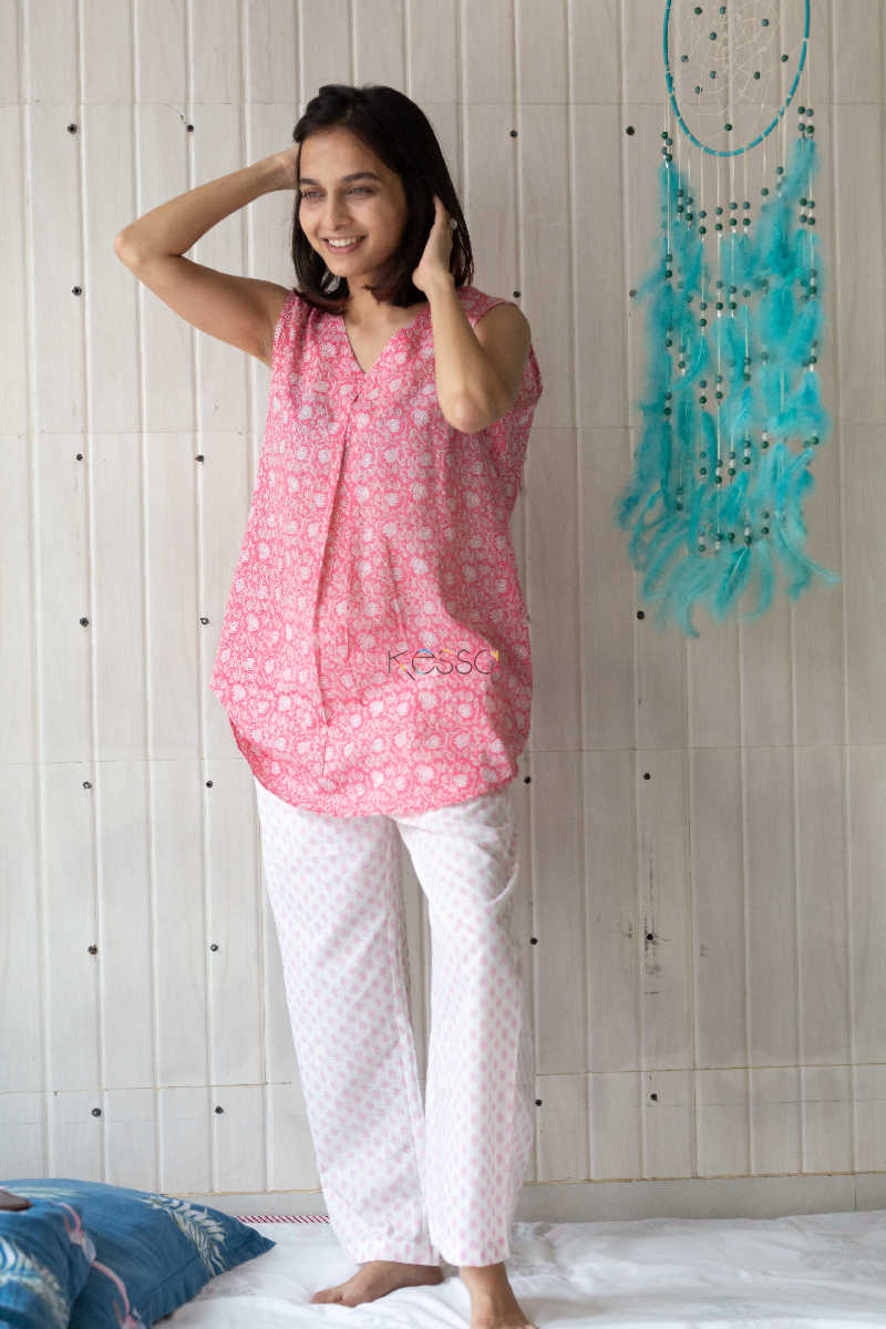 Image for Kusvaa De08 Cavern Pink Jammie Set Look 5