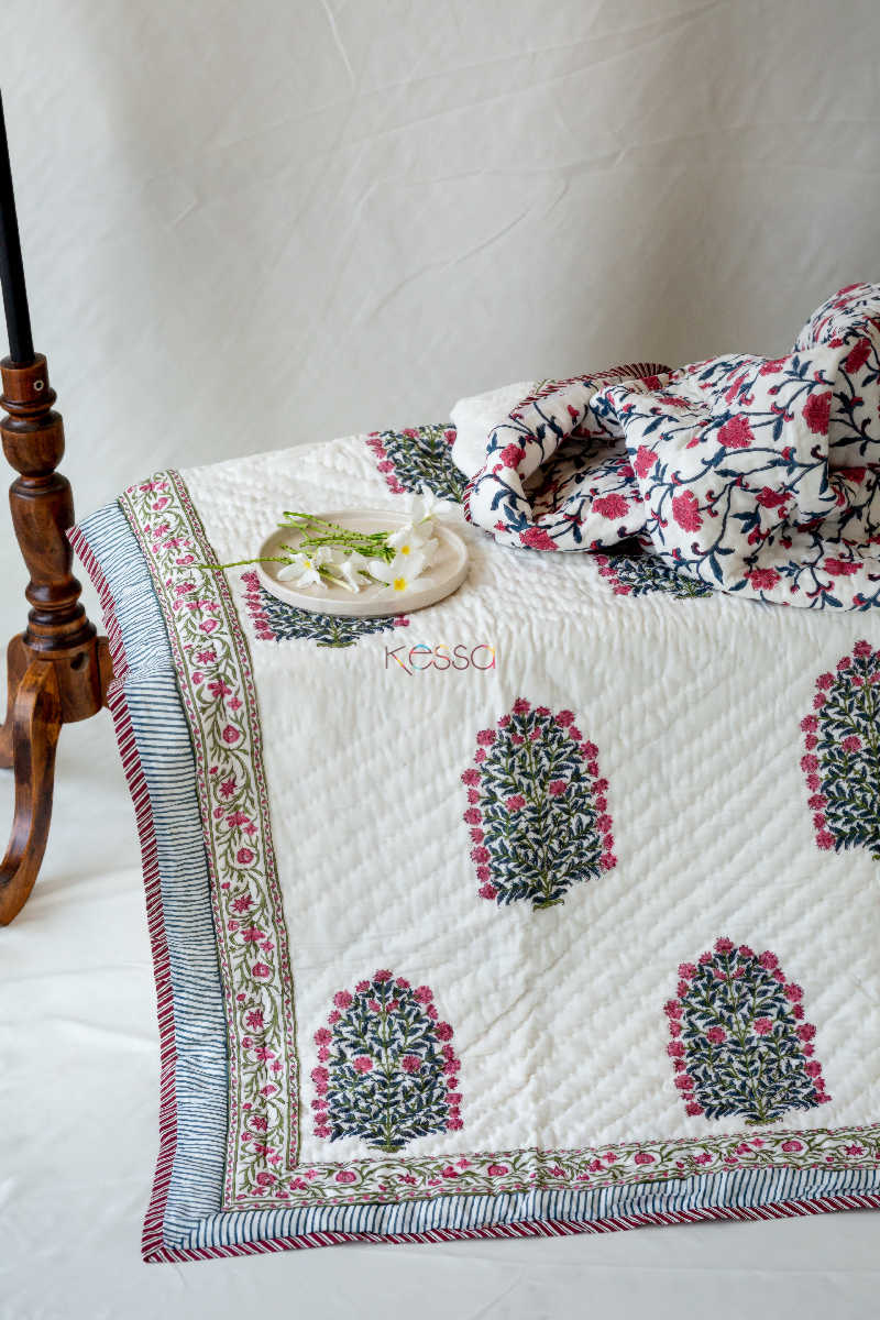 Image for Kusvaa Kaq10 Mulberry Blush Jaal Print Single Bed Quilt Look 1