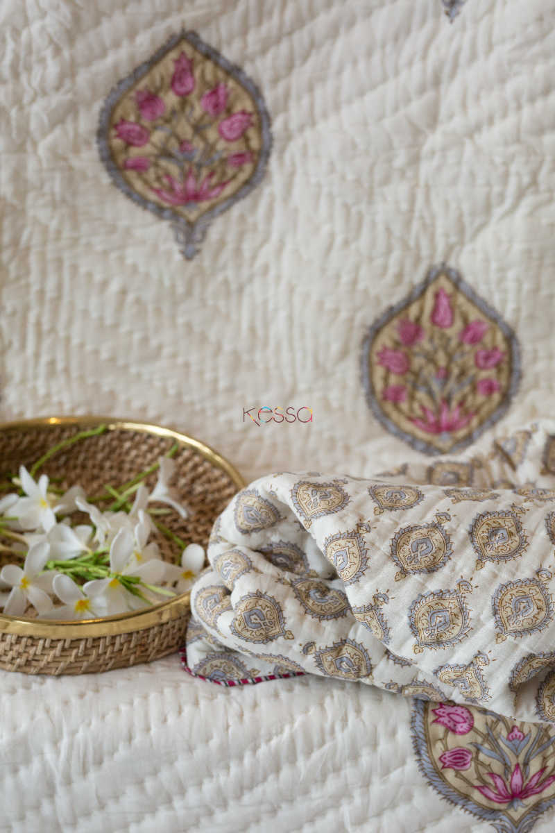 Image for Kusvaa Kaq13 Zorba Block Print Double Bed Quilt Look 1