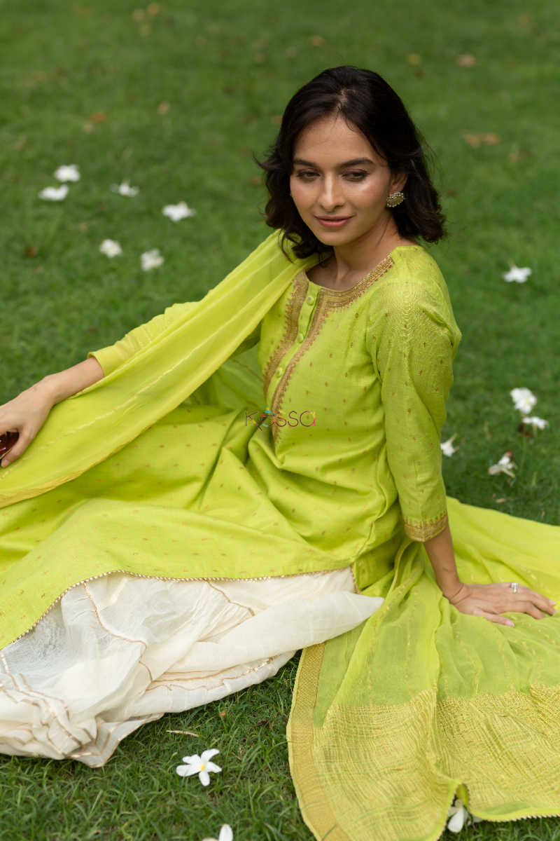 Image for Kusvaa Kudu71 Green Chiffon Dupatta Featured