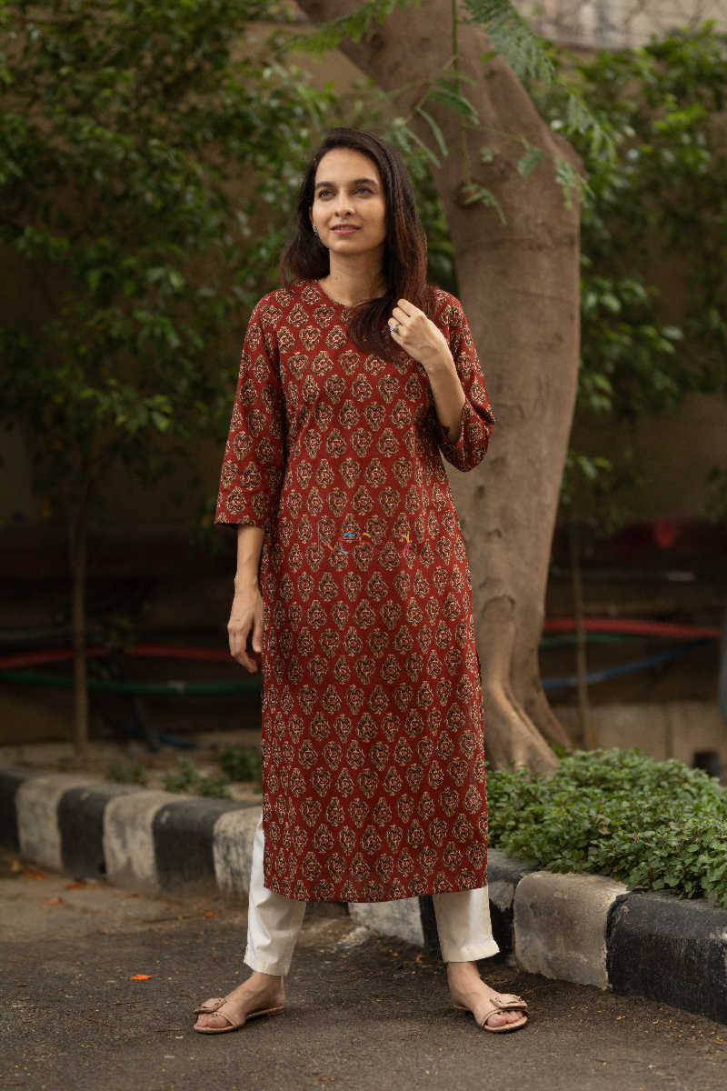 Image for Kusvaa Sa04 Maroon Straight Fit Kurta 1