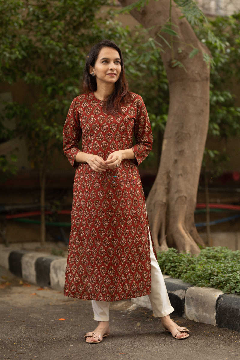 Image for Kusvaa Sa04 Maroon Straight Fit Kurta 2