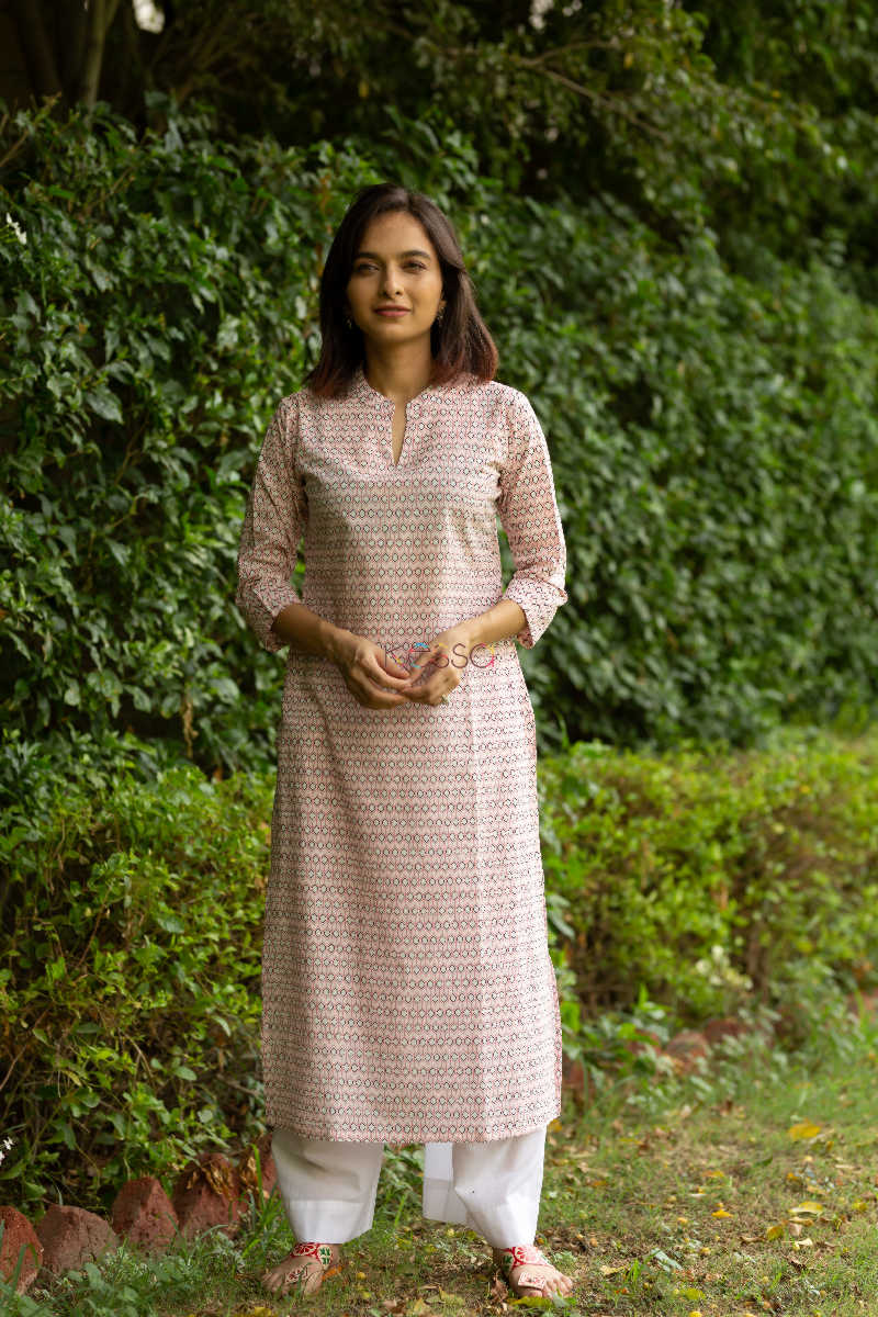 Image for Kusvaa Taf25 Quicksand Basic Kurta Look 2