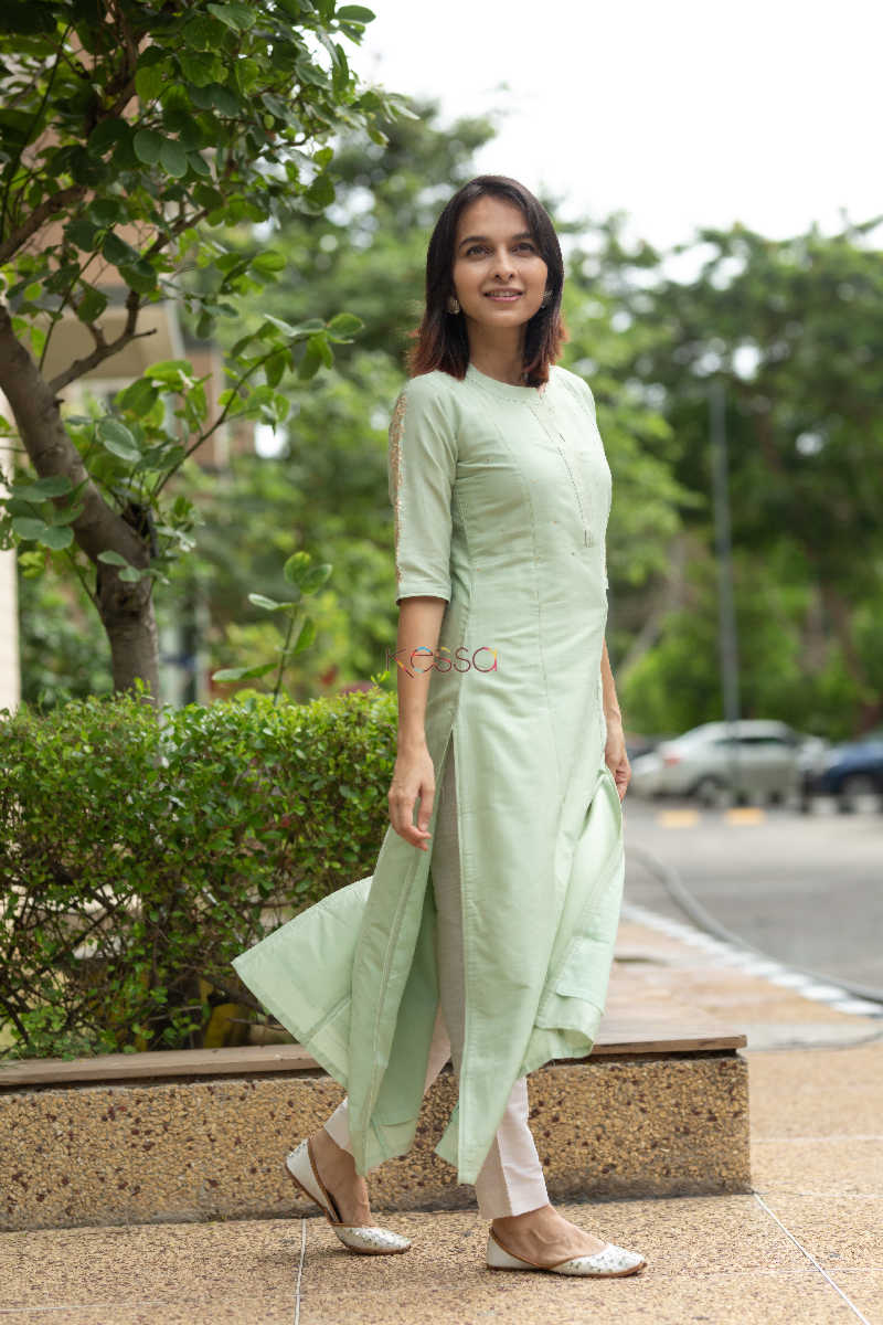 Image for Kusvaa Ws519a Wild Strawberry Gotta Patti Work Kurta Side