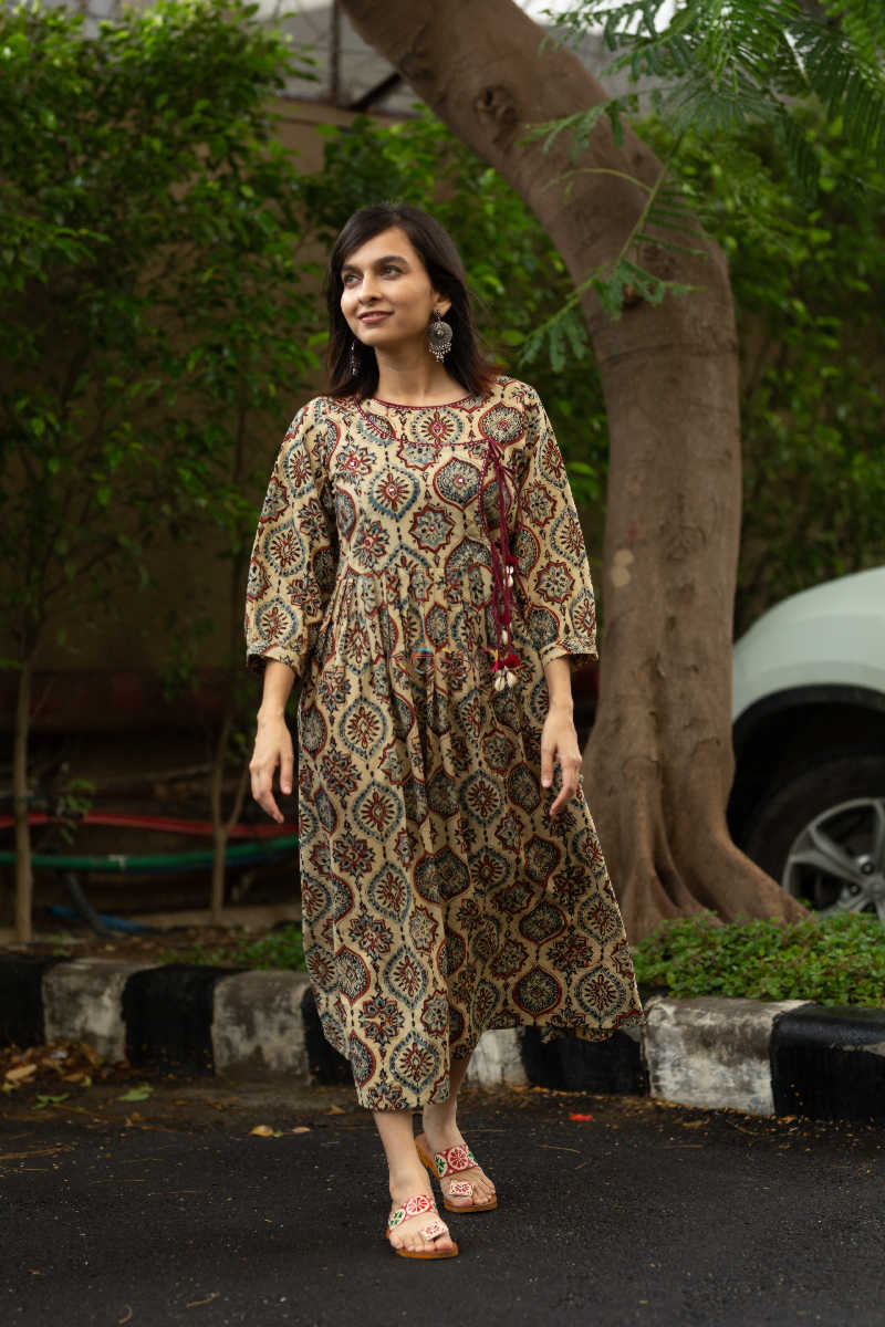 Image for Kusvaa Ws543a Ajrakh Angrakha Style Kurta Look